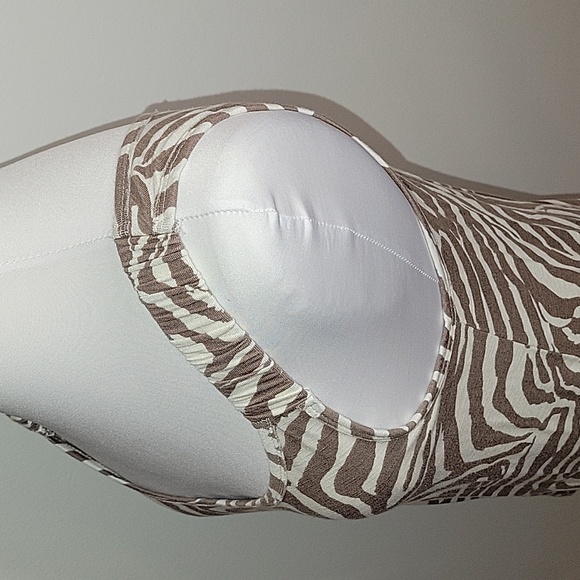 Ann Taylor Loft zebra print tank top womens size M - Picture 4 of 8